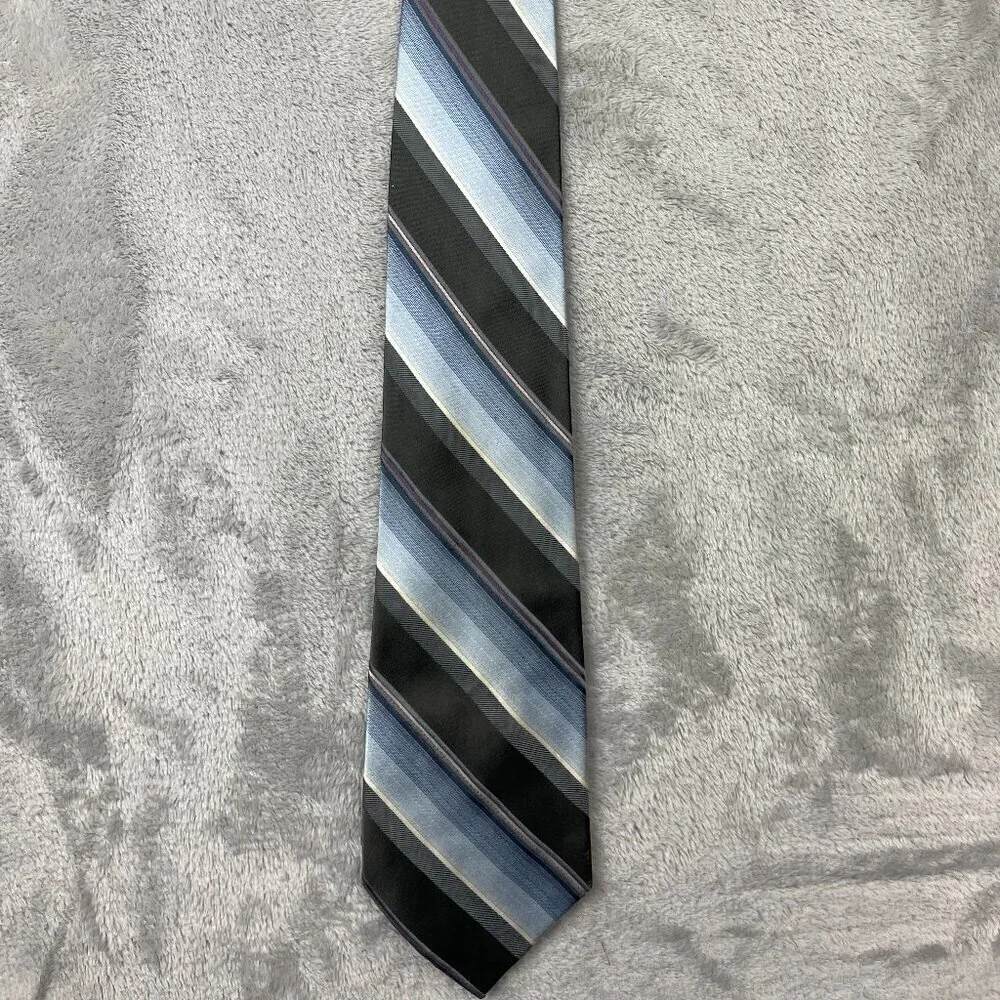 Van Heusen Men's Classic 100% Silk Neck Tie